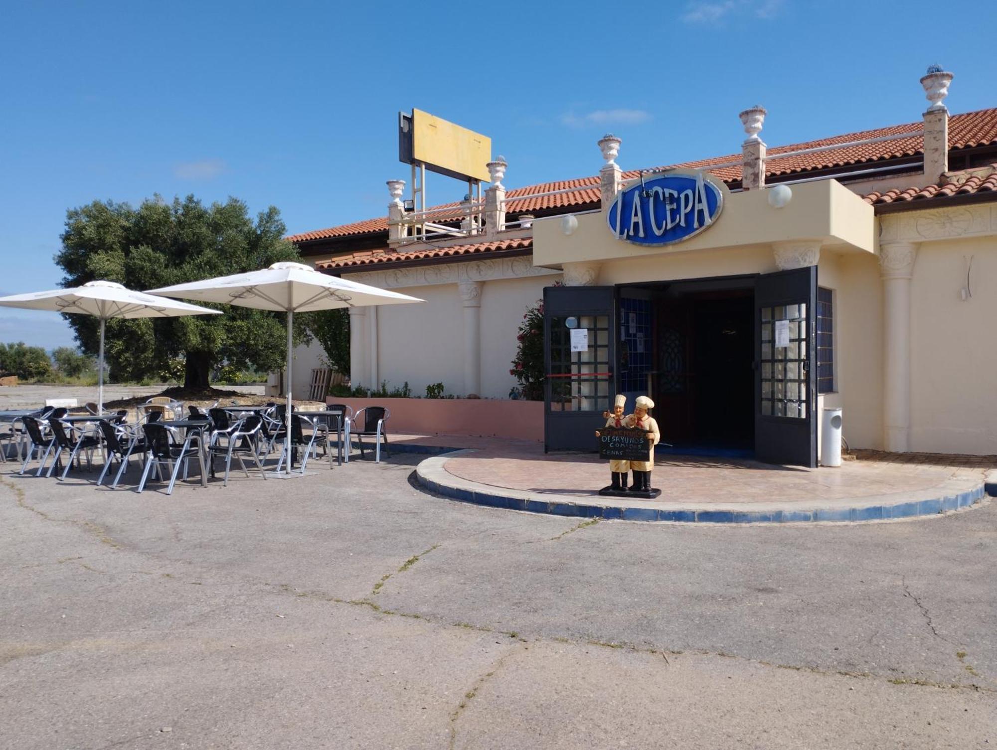 Hostal Restaurante La Cepa Cenicero Exterior foto